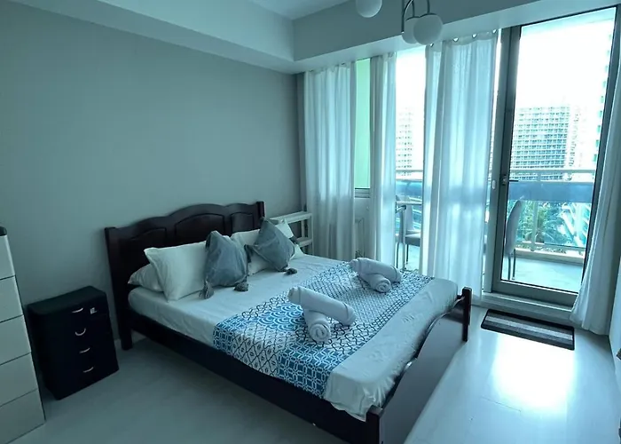 3br Staycation Azure -near Sm Bicutan And Airport Apartamento *