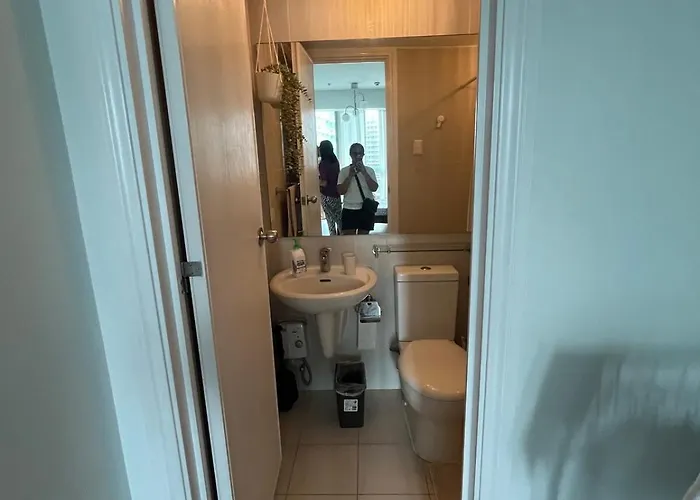 3br Staycation Azure -near Sm Bicutan And Airport Manila
