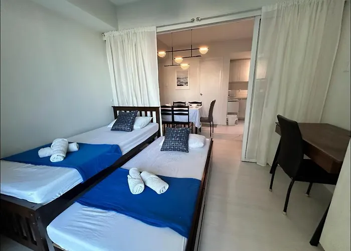 Apartamento 3br Staycation Azure -near Sm Bicutan And Airport
