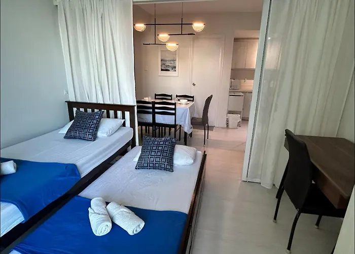 3br Staycation Azure -near Sm Bicutan And Airport *